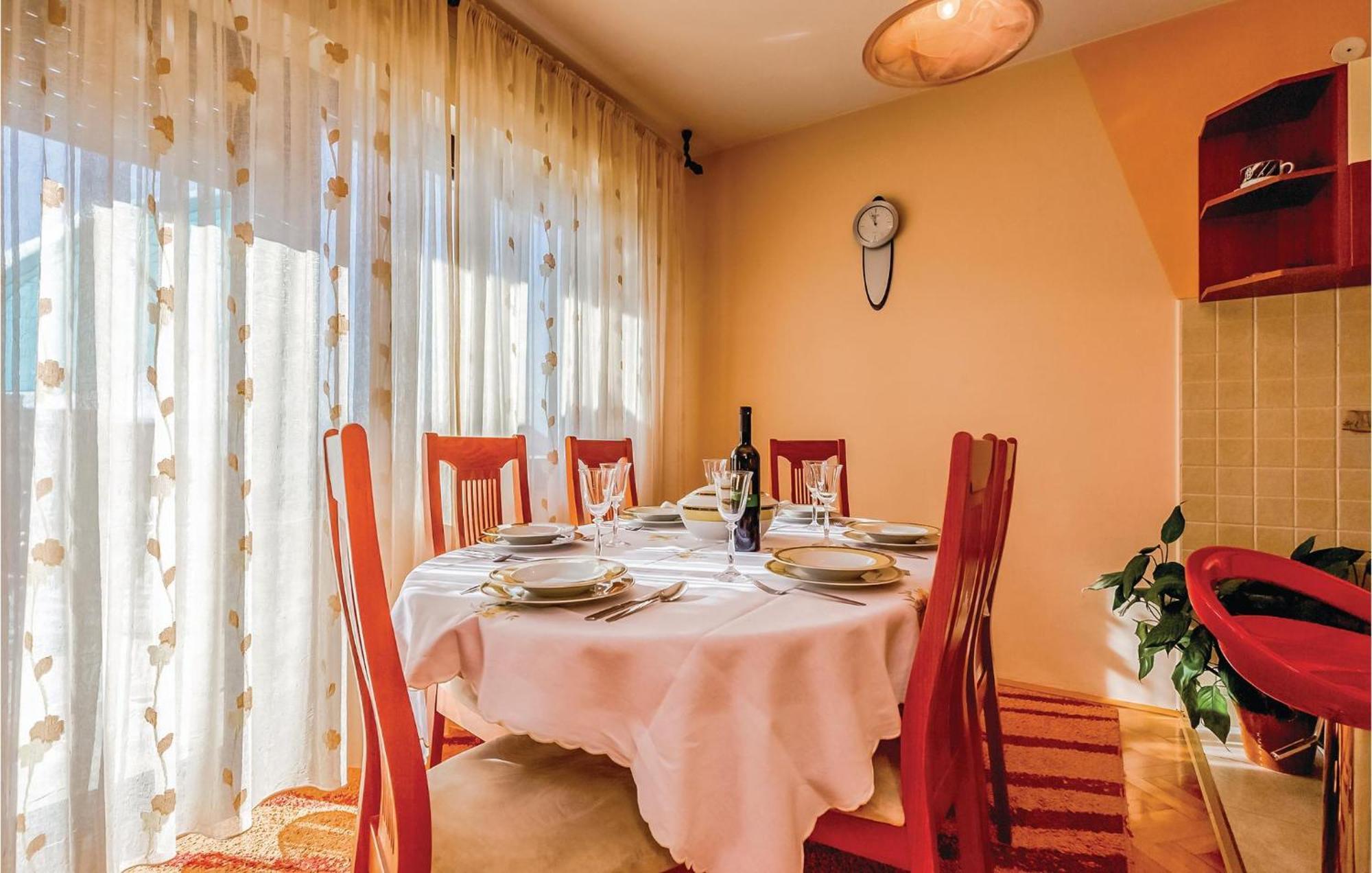 Beautiful Apartment In نوفي فينودولسكي المظهر الخارجي الصورة